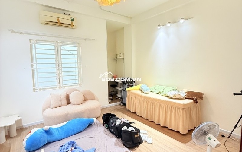 Bán Đất Tặng Nhà 3Tầng, 70m2 đường Trường Chinh Ngay Khu VIP Bàu Cát, Tân Bình. Nhỉnh 7 Tỷ